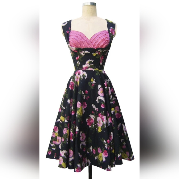 Trashy Diva Dresses & Skirts - RARE Trashy Diva Vintage 50s Style Dress